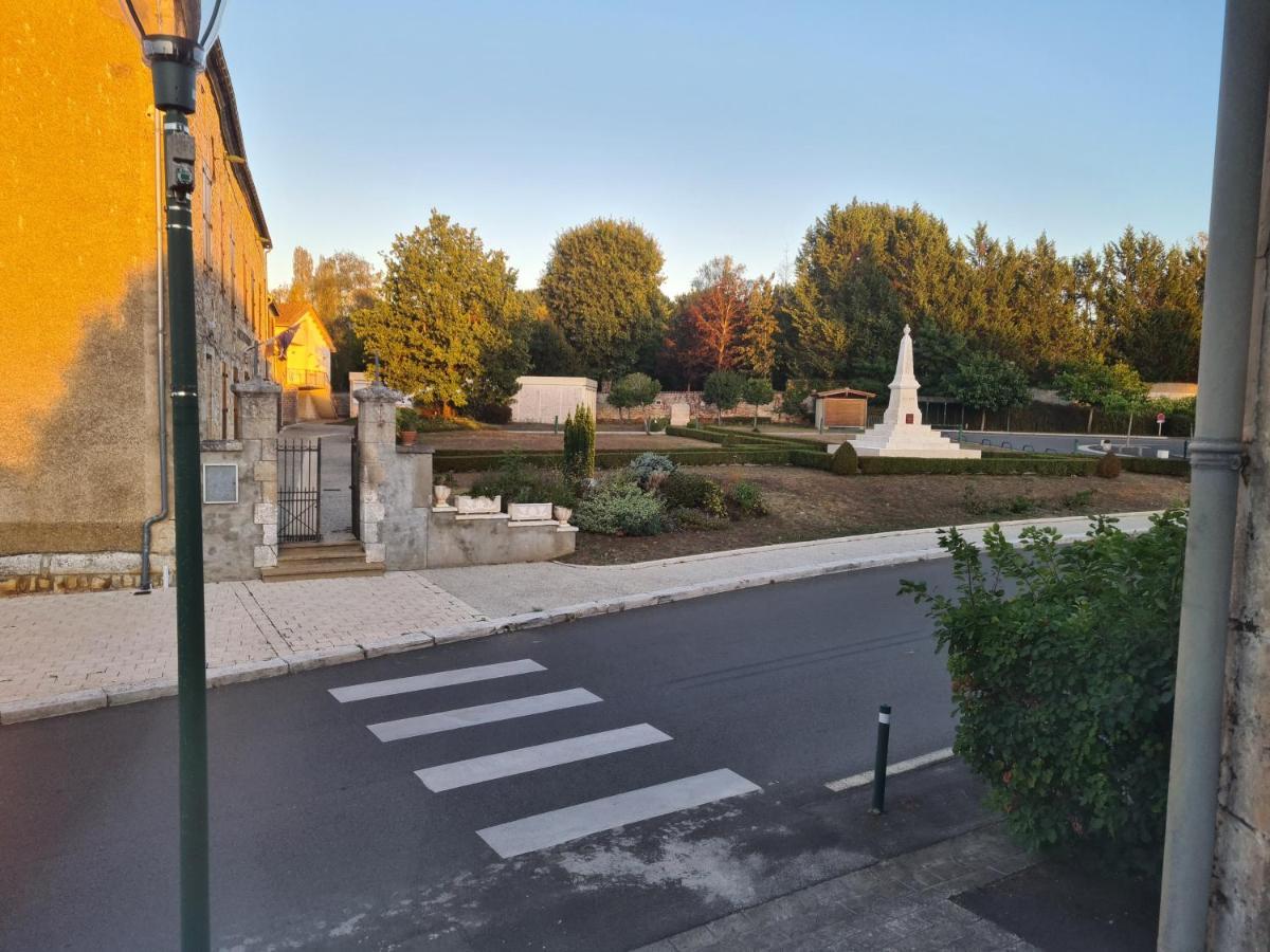 Logement Entier Situe A Taponnat Fleurignac. Exterior foto